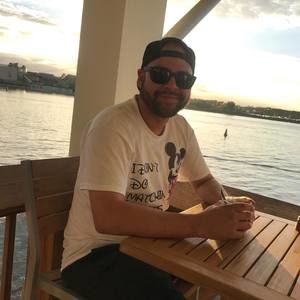 Meet your Posher, Henry